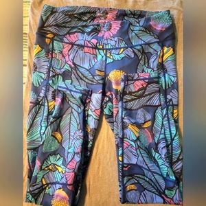 Feed me or fight Me xl "rabbit hole" legging euc